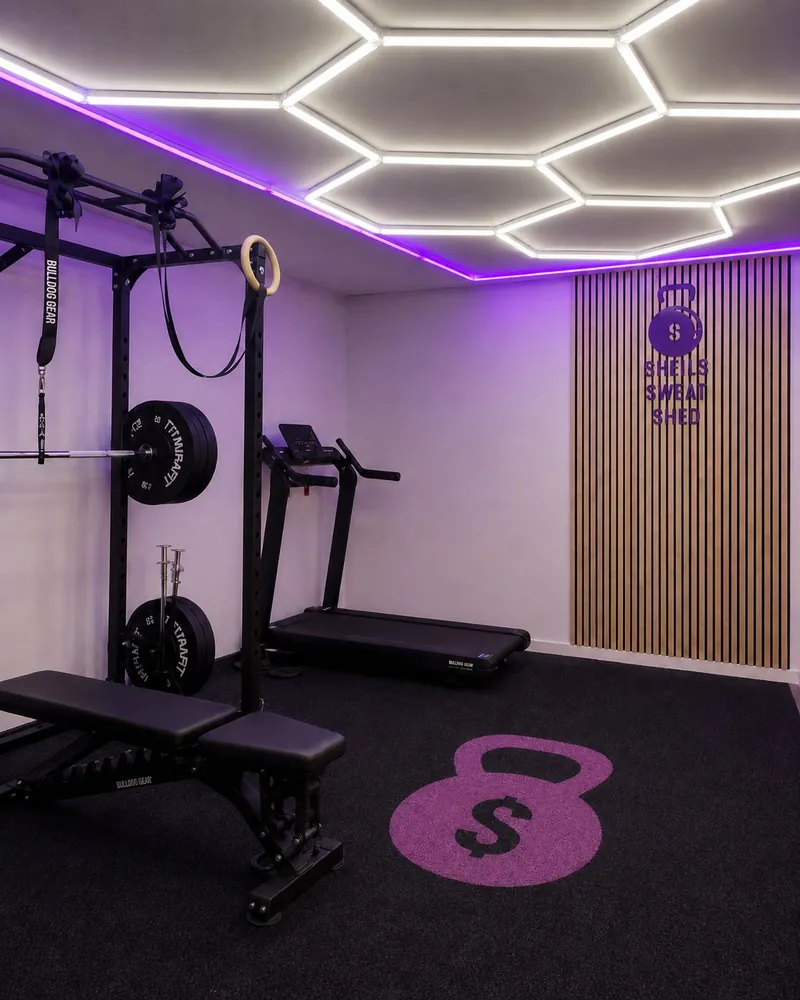 Custom home gym turf track by Prime Gym Turf UK